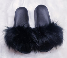 Load image into Gallery viewer, FAUX FUR SLIPPERS
