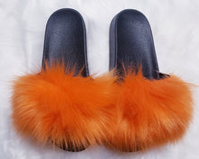 Load image into Gallery viewer, FAUX FUR SLIPPERS
